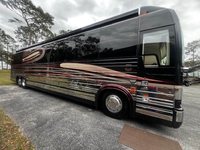 2002 Prevost Marathon XLII For Sale