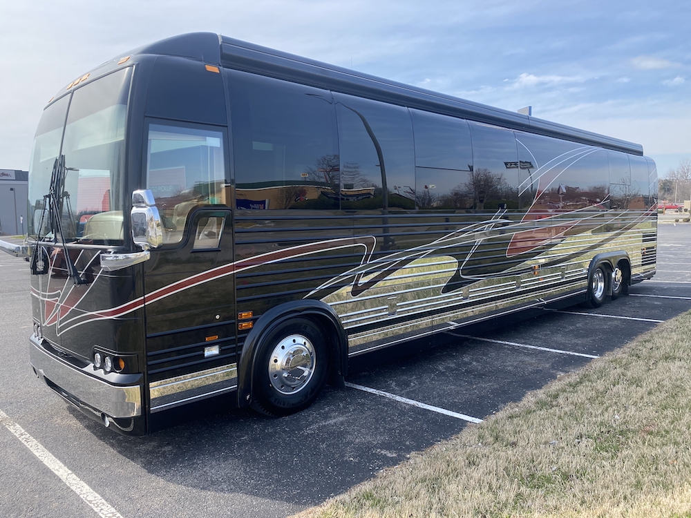 2002 Prevost Marathon XLII For Sale