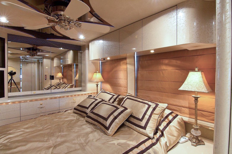 2002 Prevost Marathon XLII For Sale