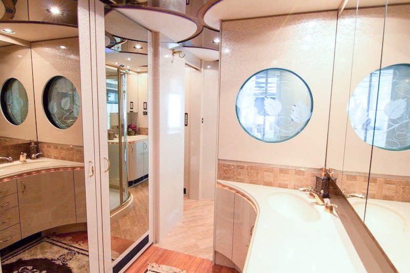 2002 Prevost Marathon XLII For Sale