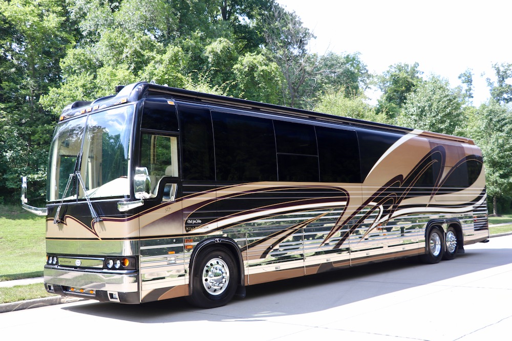 2002 Prevost Millennium XLII For Sale