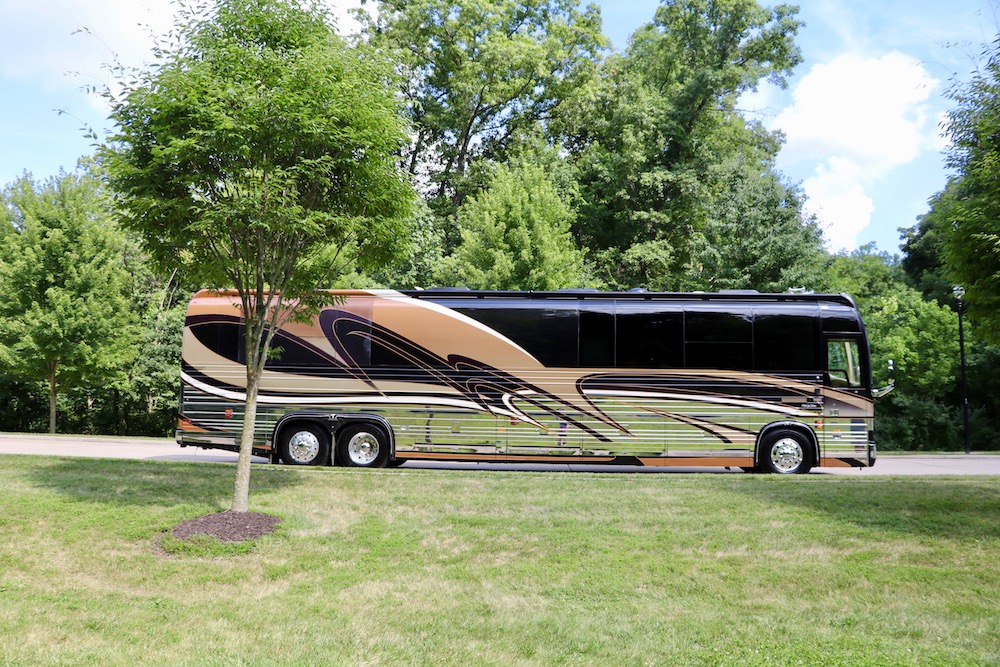 2002 Prevost Millennium XLII For Sale