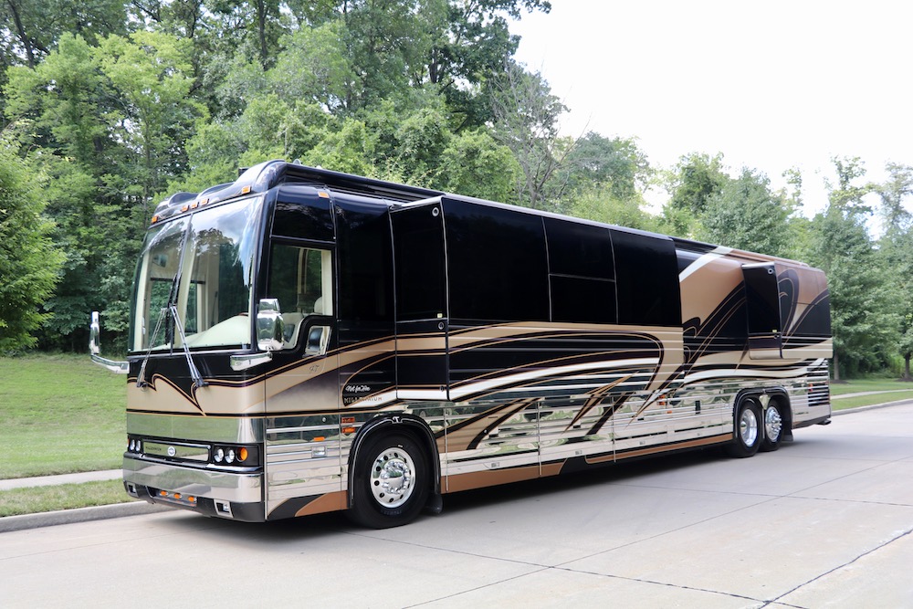 2002 Prevost Millennium XLII For Sale