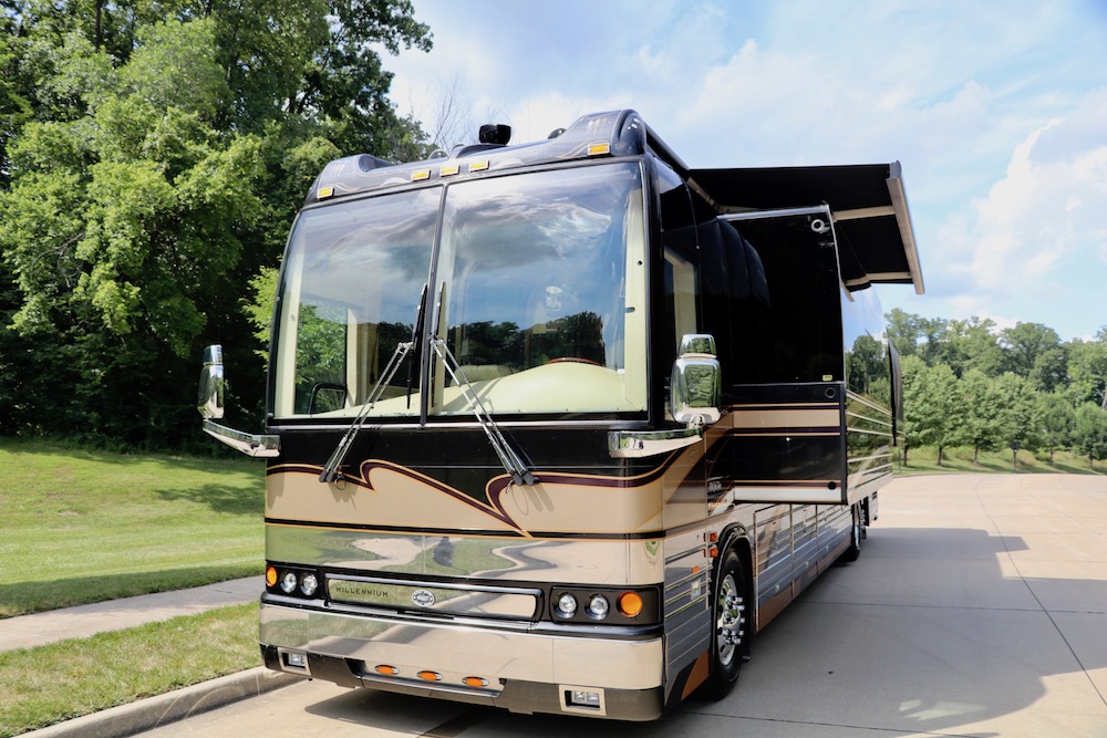 2002 Prevost Millennium XLII For Sale