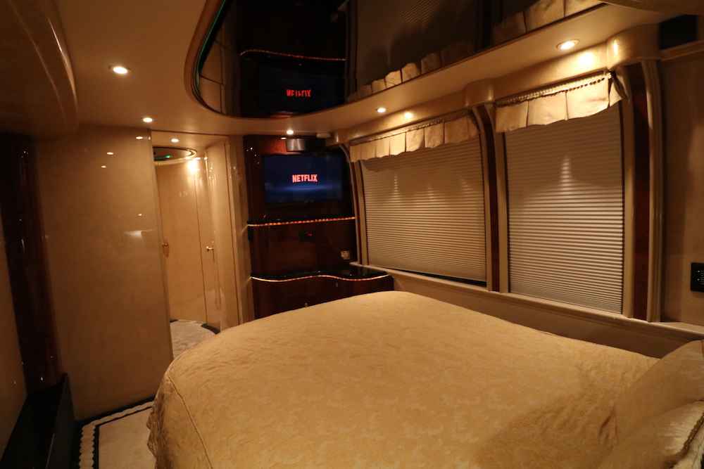 2002 Prevost Millennium XLII For Sale