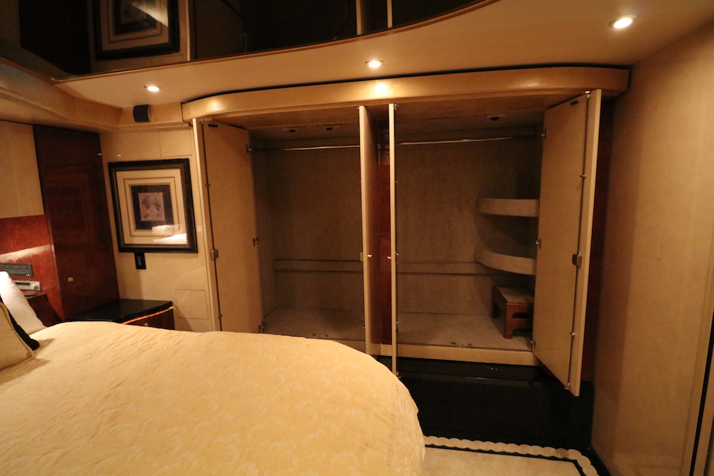 2002 Prevost Millennium XLII For Sale