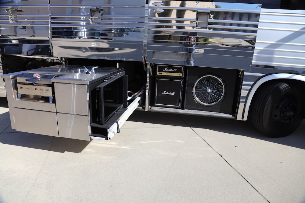 2002 Prevost Millennium XLII For Sale