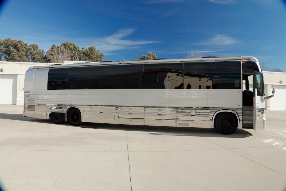 2002 Prevost Millennium XLII For Sale