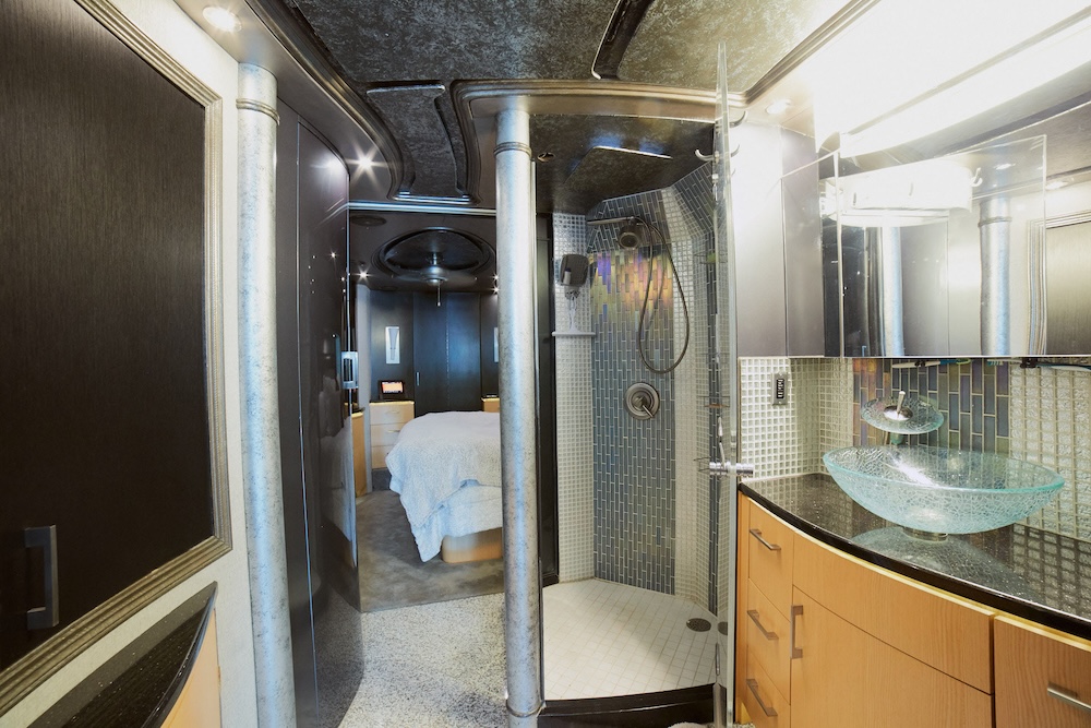 2002 Prevost Millennium XLII For Sale