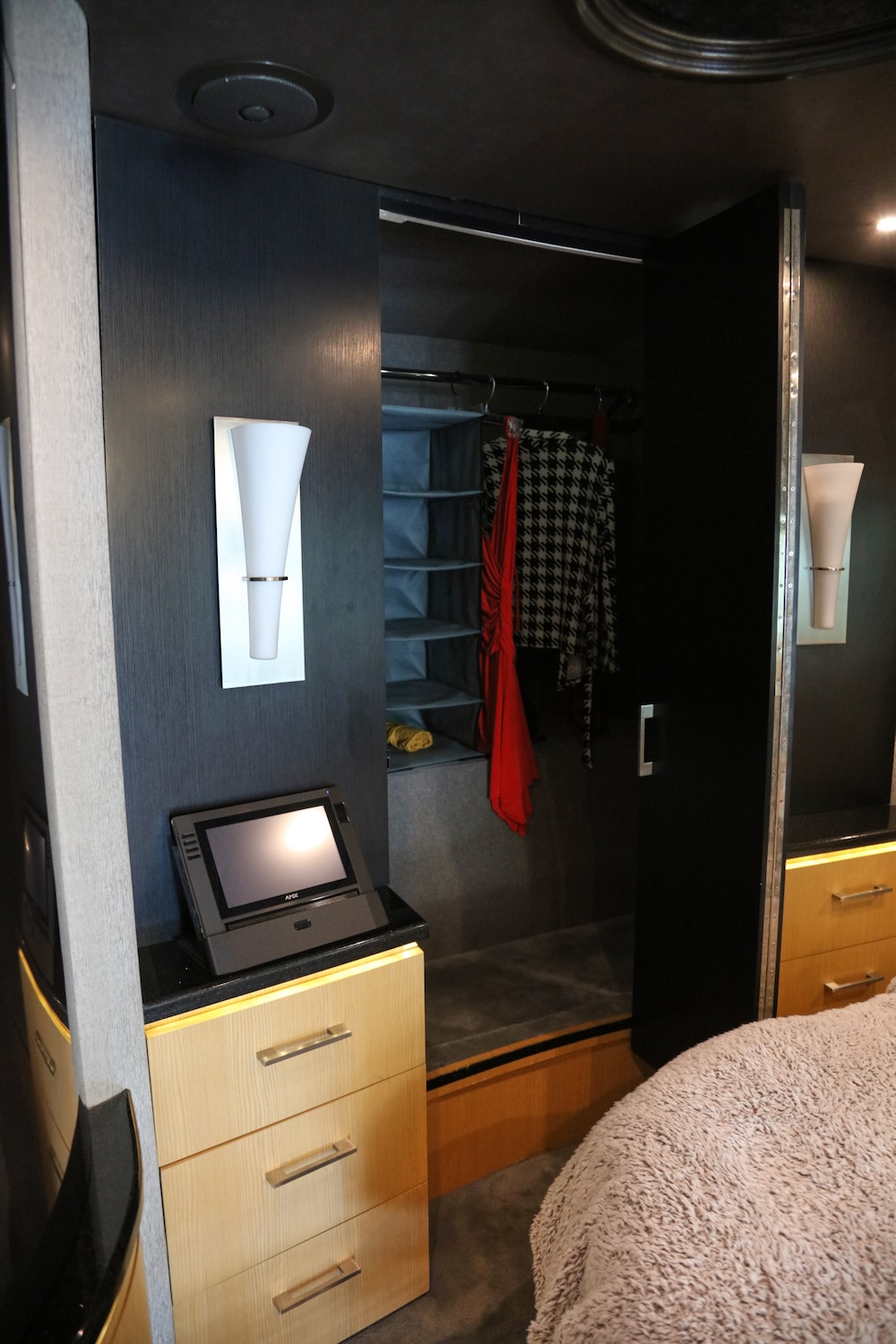 2002 Prevost Millennium XLII For Sale
