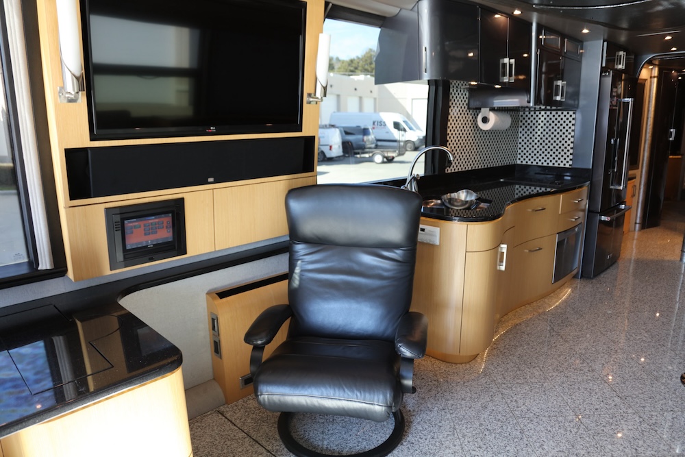 2002 Prevost Millennium XLII For Sale
