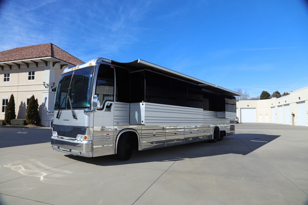 2002 Prevost Millennium XLII For Sale