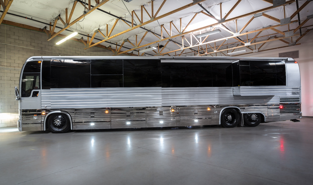 2004 Prevost Millennium XLII For Sale