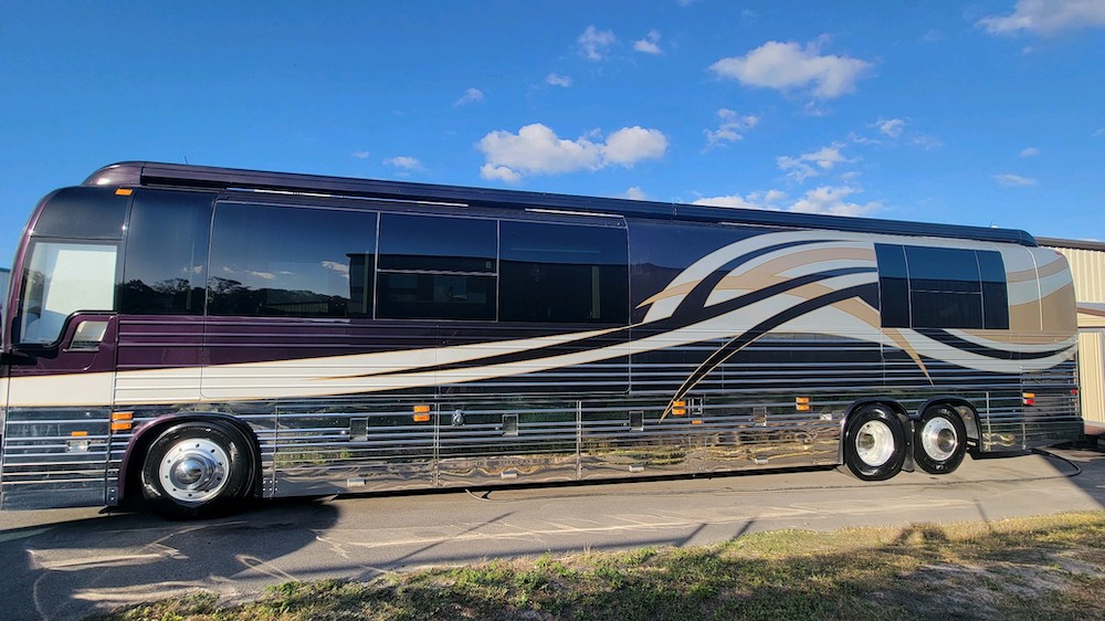 2002 Prevost Parliament XLII For Sale