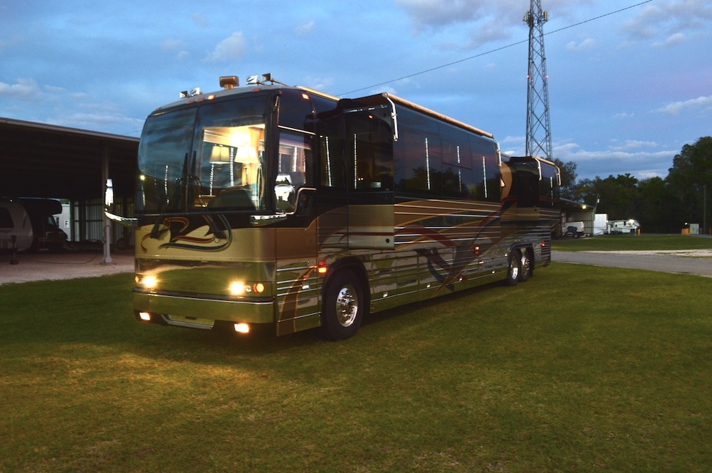 2003 Prevost Country Coach XLII H3-45 For Sale