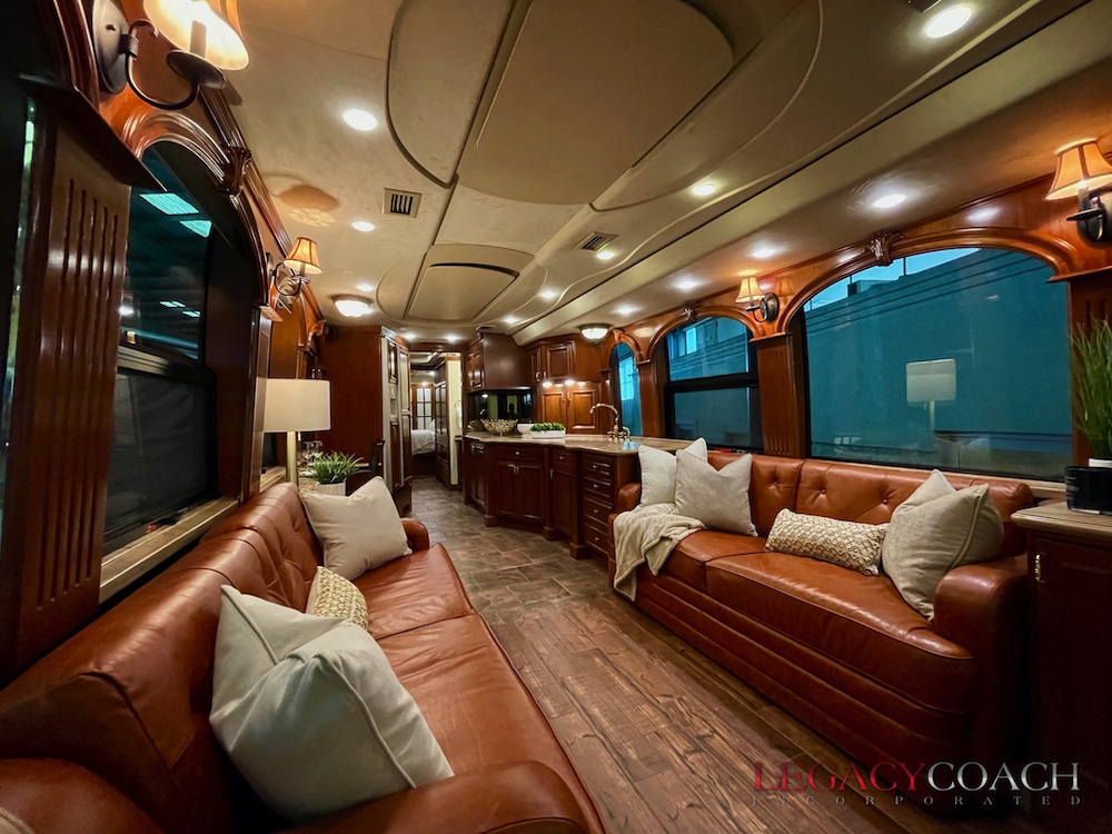 2003 Prevost Country Coach XLII For Sale