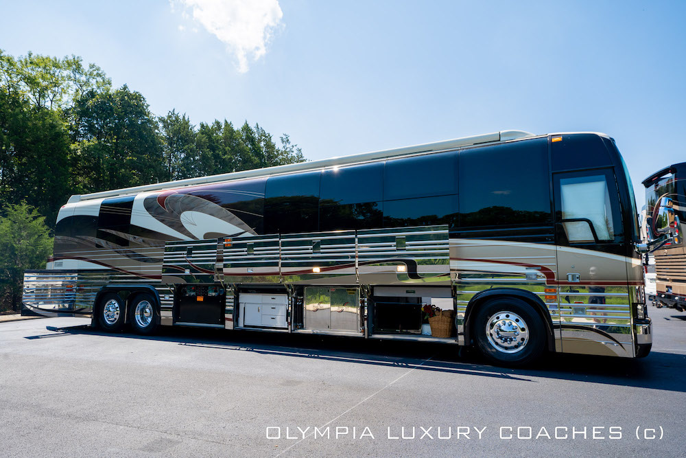 2003 Prevost Country Coach XLII For Sale