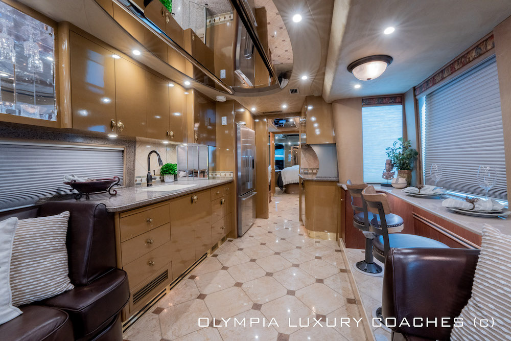 2003 Prevost Country Coach XLII For Sale