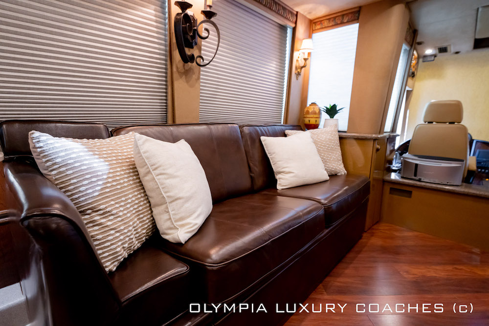 2003 Prevost Country Coach XLII For Sale