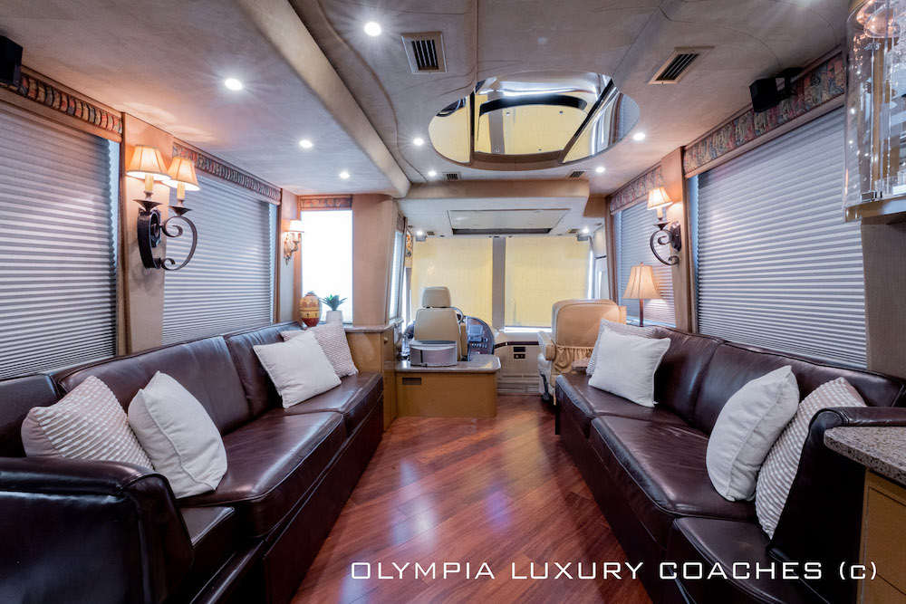 2003 Prevost Country Coach XLII For Sale