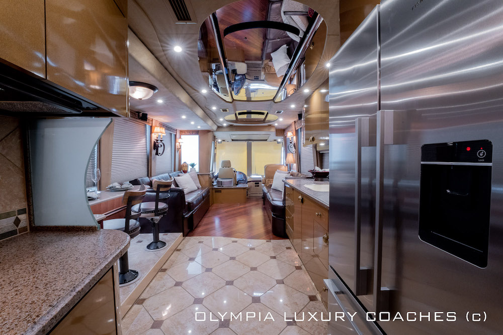 2003 Prevost Country Coach XLII For Sale