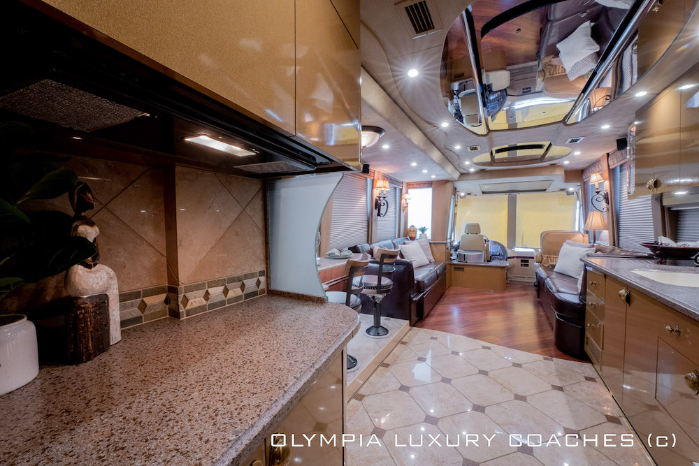 2003 Prevost Country Coach XLII For Sale