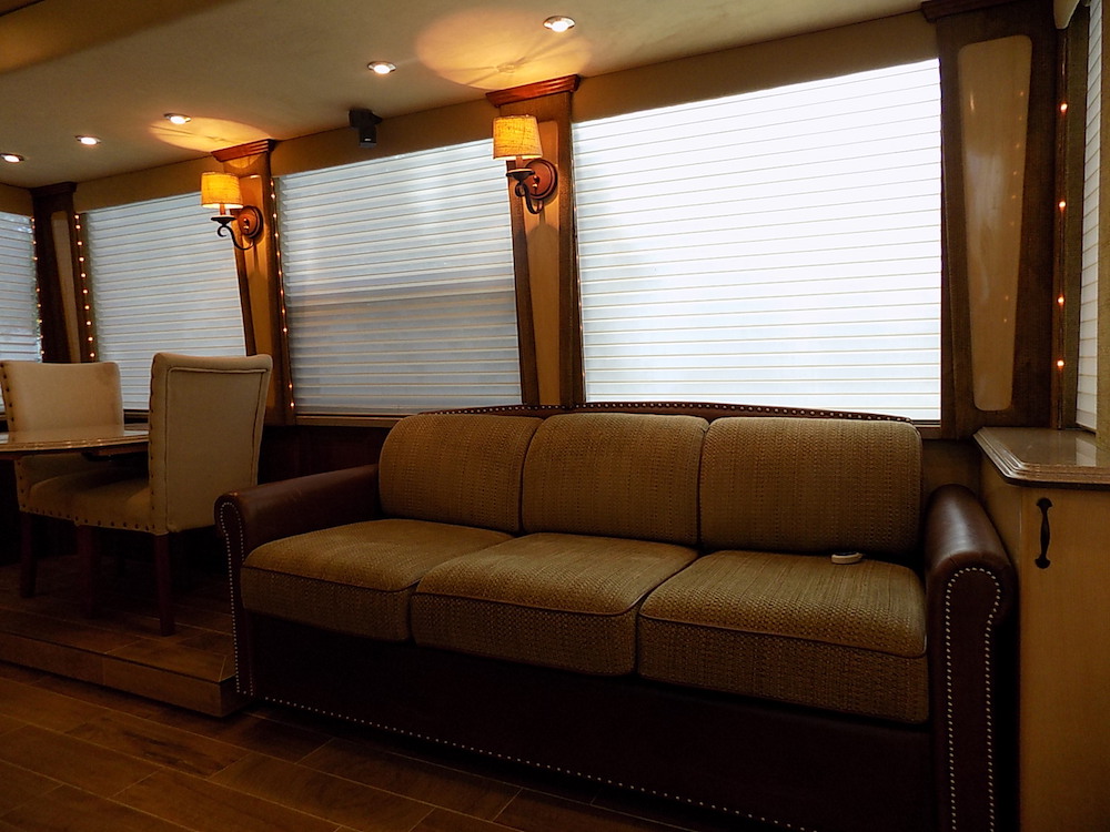 2003 Prevost Country Coach XLII For Sale