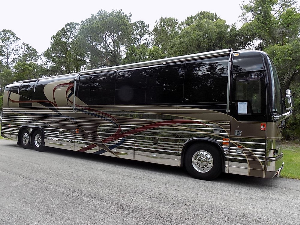 2003 Prevost Country Coach XLII For Sale