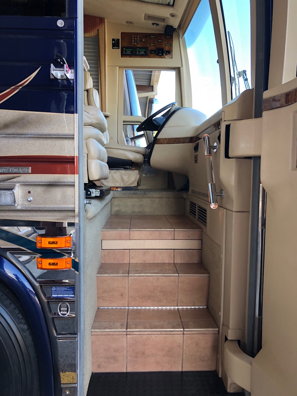 2003 Prevost Country Coach XLII For Sale