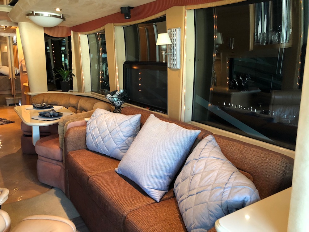 2003 Prevost Country Coach XLII For Sale