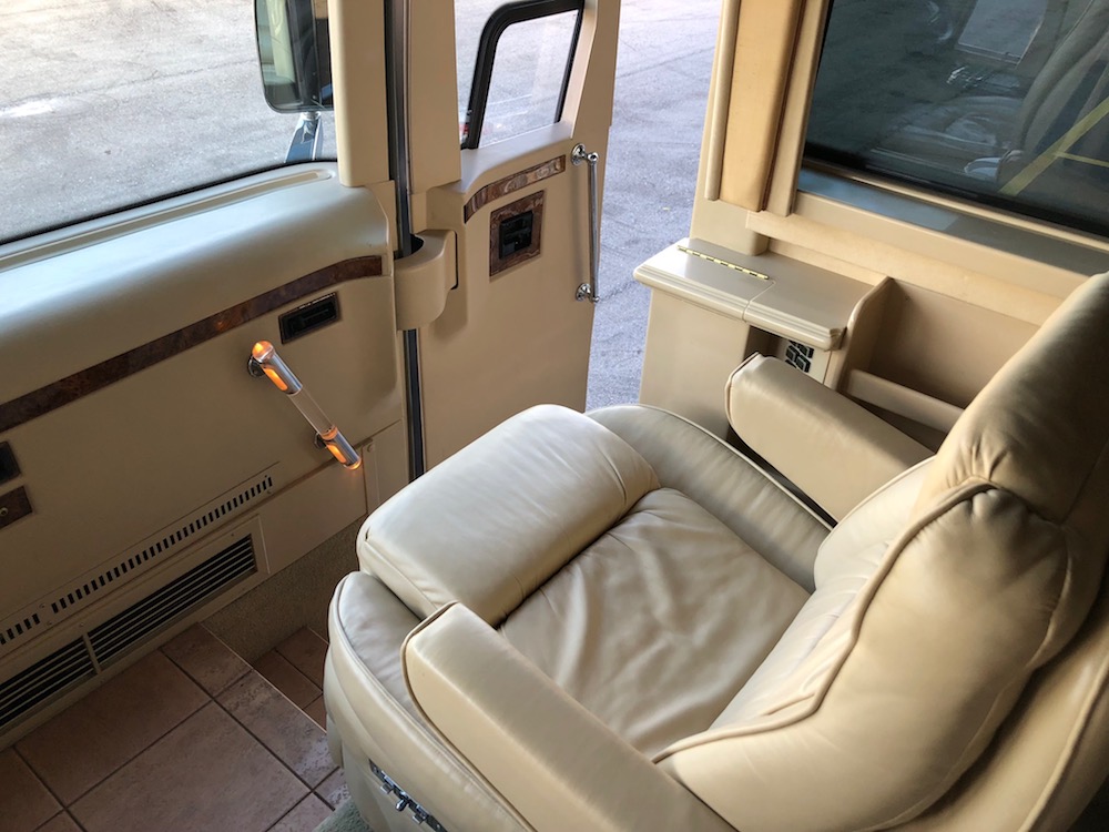 2003 Prevost Country Coach XLII For Sale