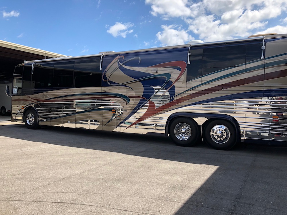 2003 Prevost Country Coach XLII For Sale