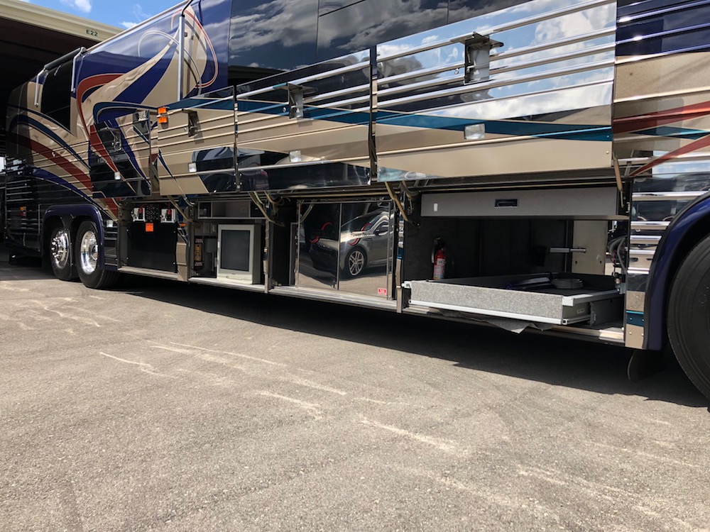 2003 Prevost Country Coach XLII For Sale