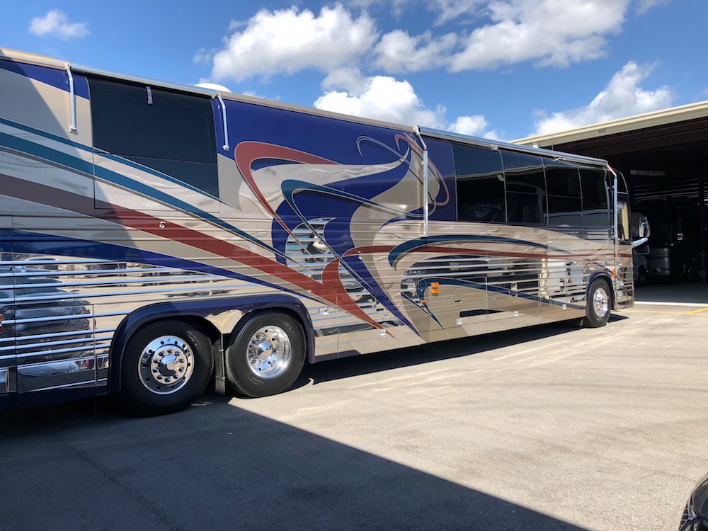 2003 Prevost Country Coach XLII For Sale