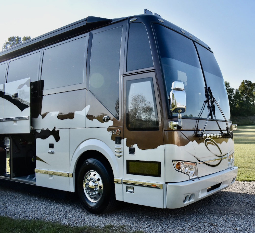 2003 Prevost Featherlite H3-45 For Sale