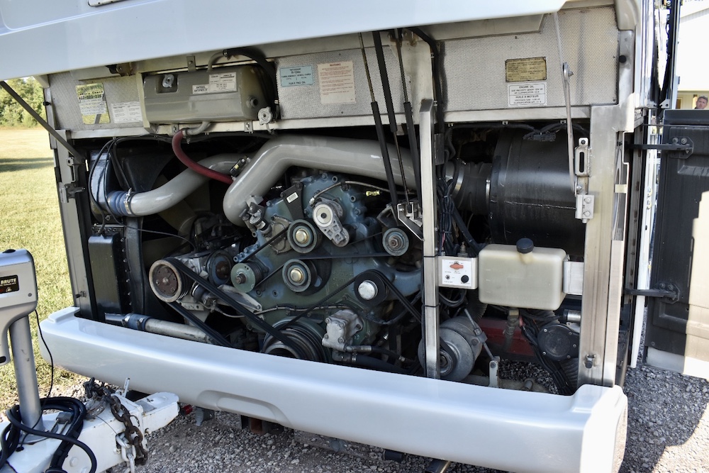 2003 Prevost Featherlite H3-45 For Sale