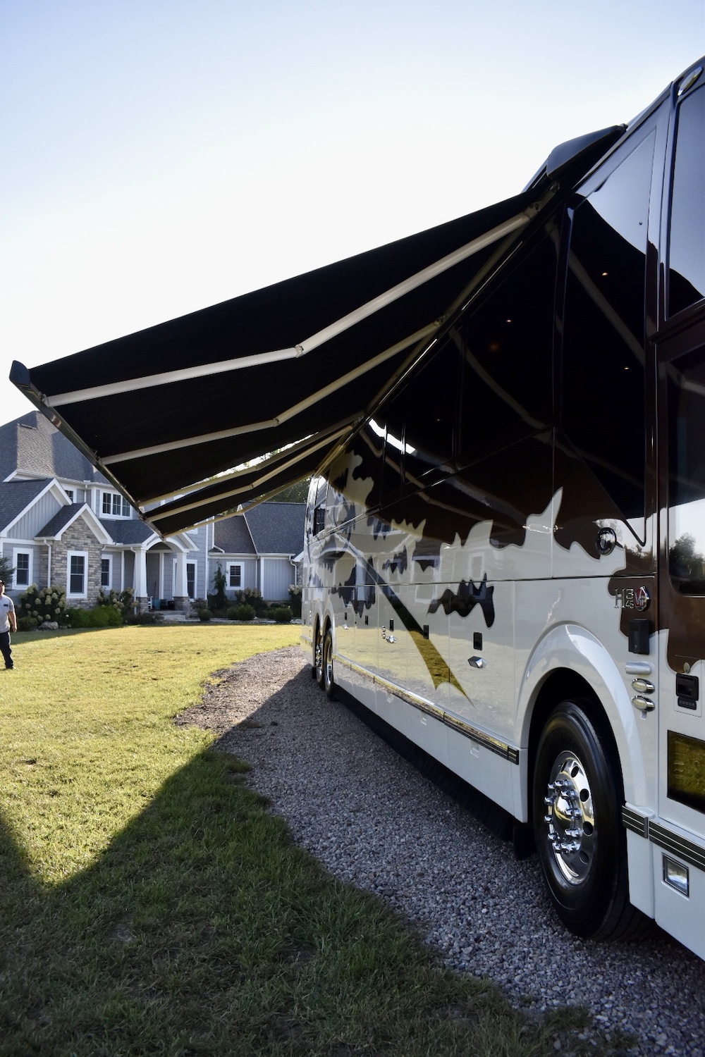 2003 Prevost Featherlite H3-45 For Sale