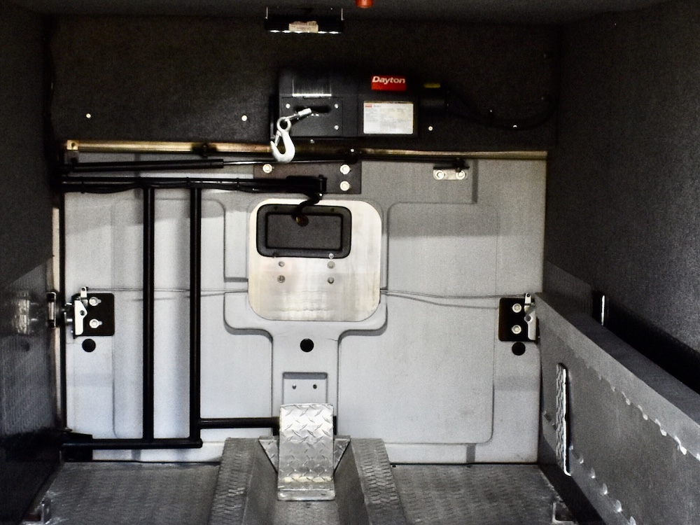 2003 Prevost Featherlite H3-45 For Sale
