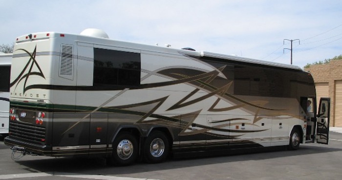 2003 Prevost Featherlite H3-45 For Sale