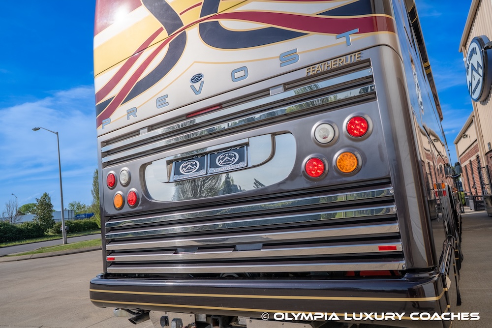 2003 Prevost Featherlite H3-45 For Sale