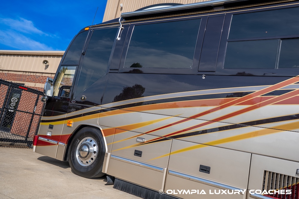 2003 Prevost Featherlite H3-45 For Sale