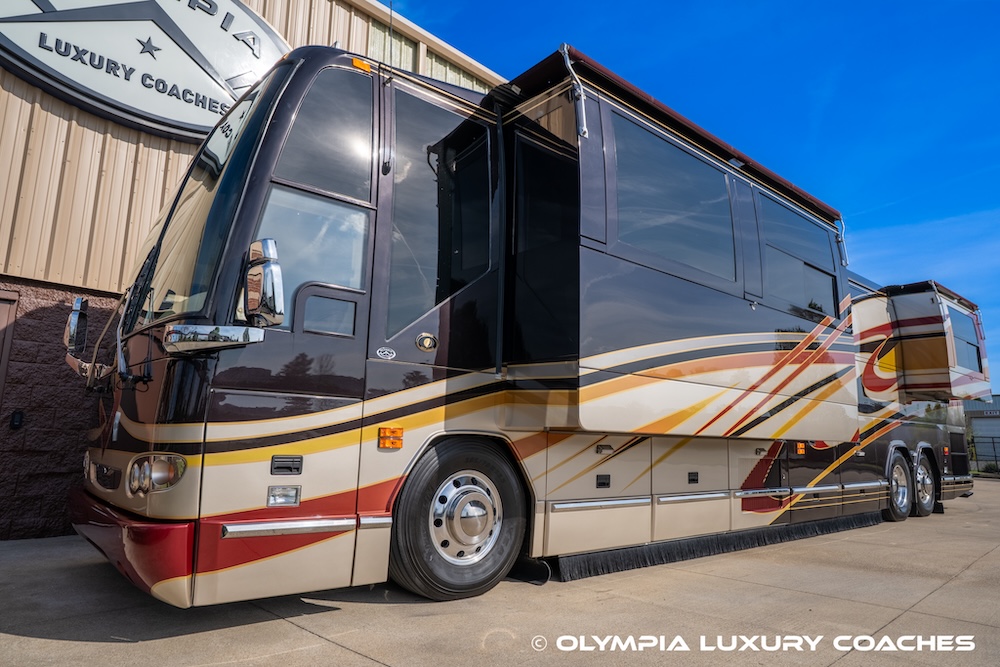 2003 Prevost Featherlite H3-45 For Sale