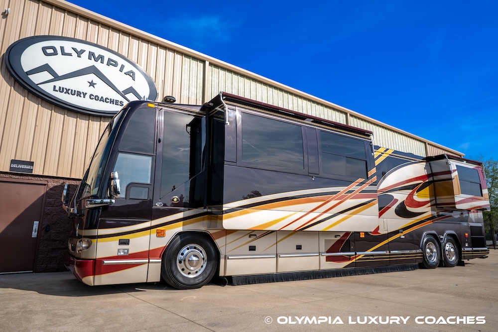 2003 Prevost Featherlite H3-45 For Sale