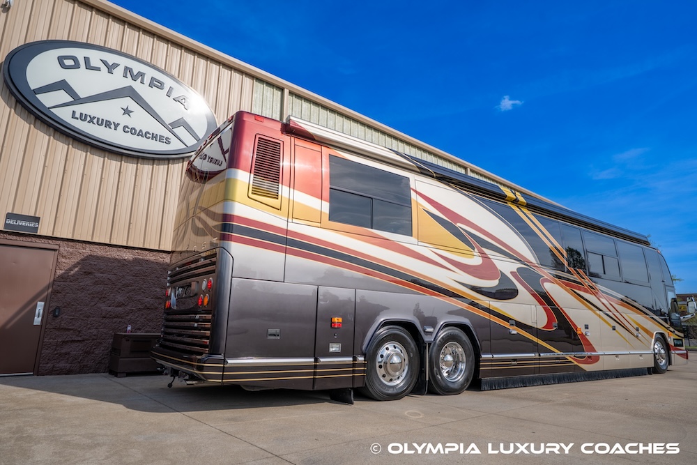 2003 Prevost Featherlite H3-45 For Sale
