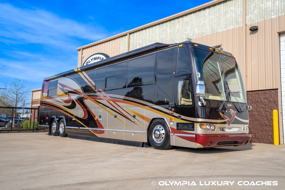 2003 Prevost Featherlite H3-45 For Sale