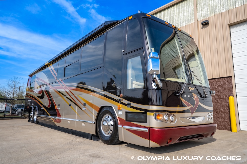 2003 Prevost Featherlite H3-45 For Sale