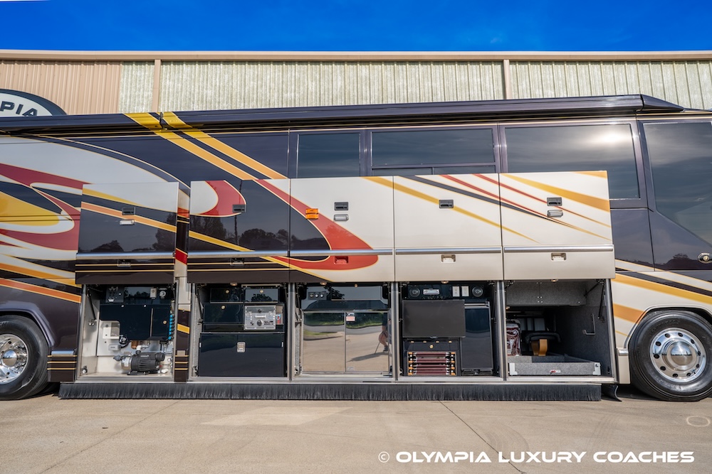 2003 Prevost Featherlite H3-45 For Sale