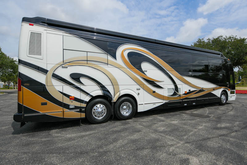 2003 Prevost Liberty H3-45 For Sale