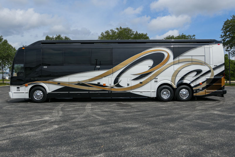 2003 Prevost Liberty H3-45 For Sale