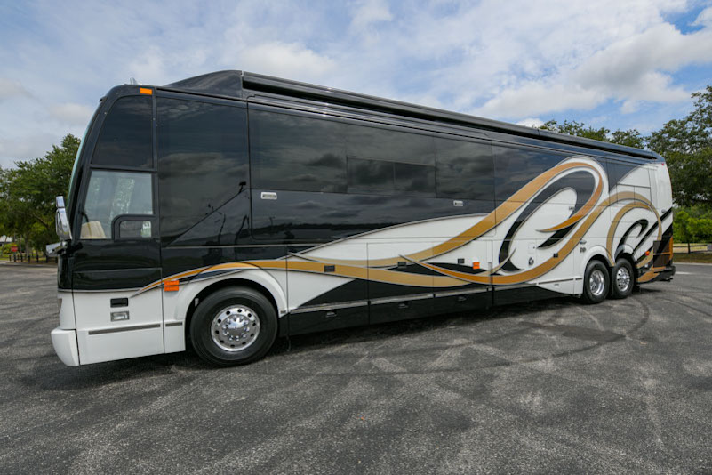 2003 Prevost Liberty H3-45 For Sale